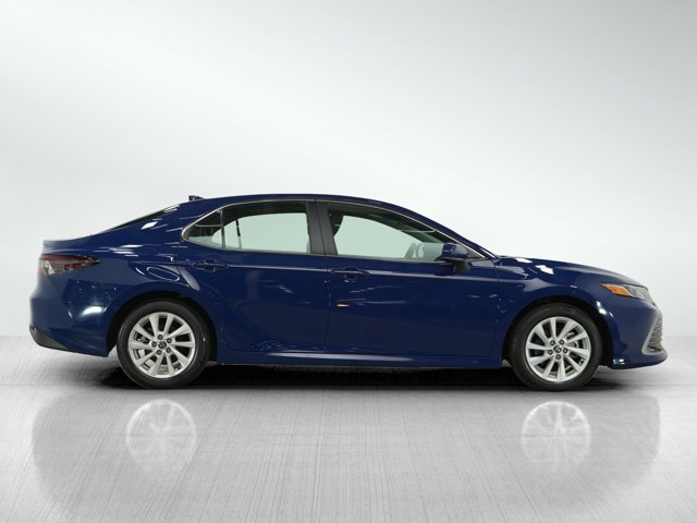 Vehicle image 4 of 29