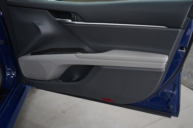 Vehicle image 9 of 29