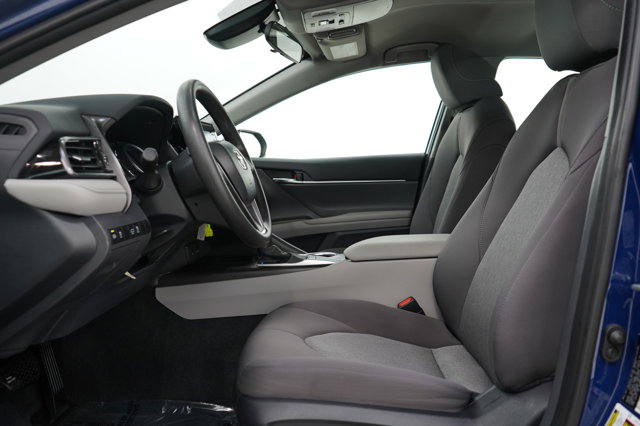 Vehicle image 20 of 29