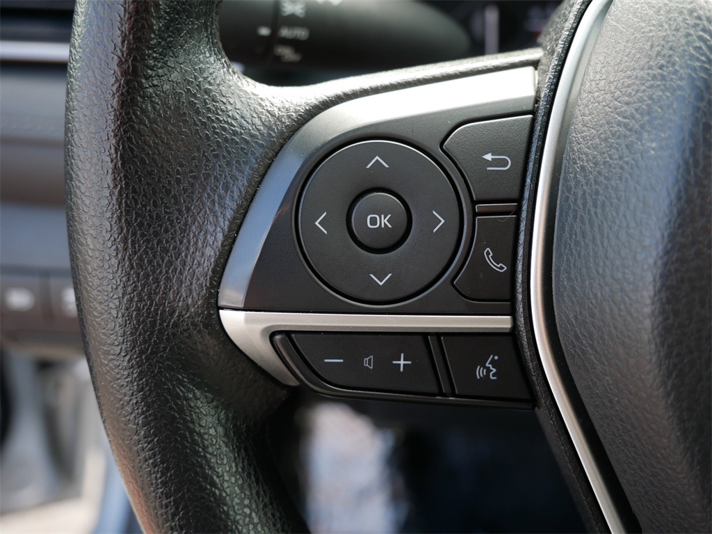 Vehicle image 24 of 29
