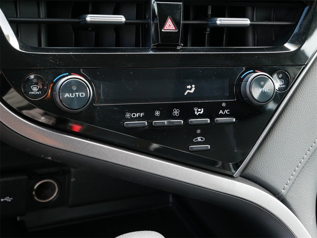 Vehicle image 16 of 29