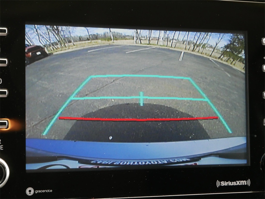 Vehicle image 14 of 29