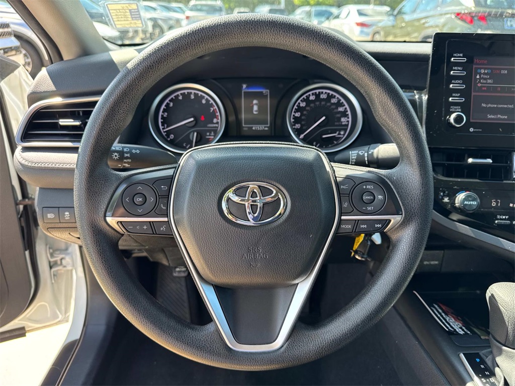 Vehicle image 20 of 27