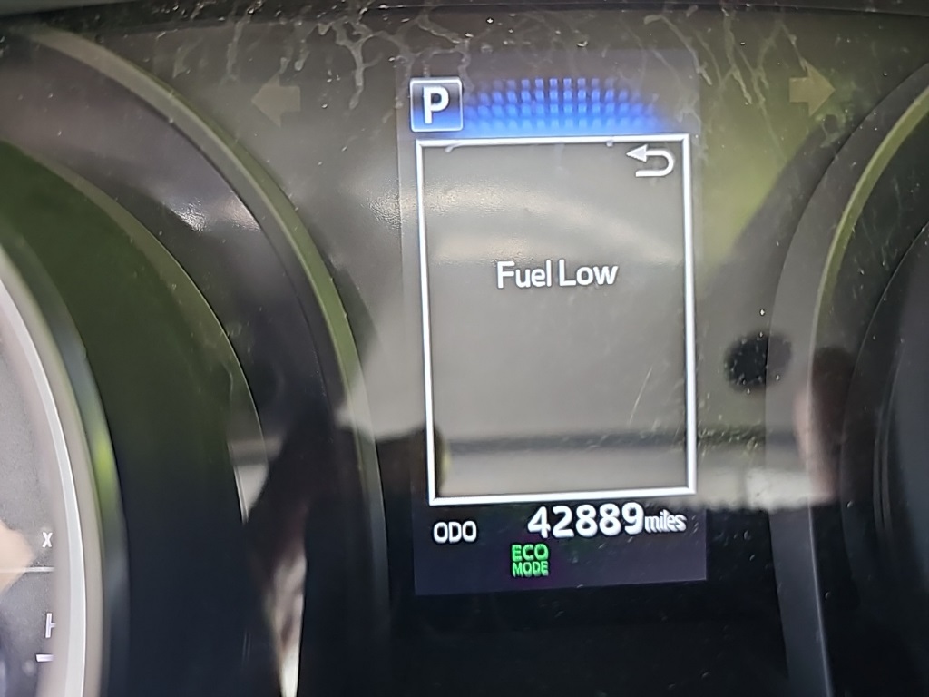 2024 Toyota Camry LE Image 20 of 36