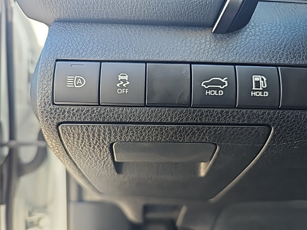 2024 Toyota Camry LE Image 32 of 36