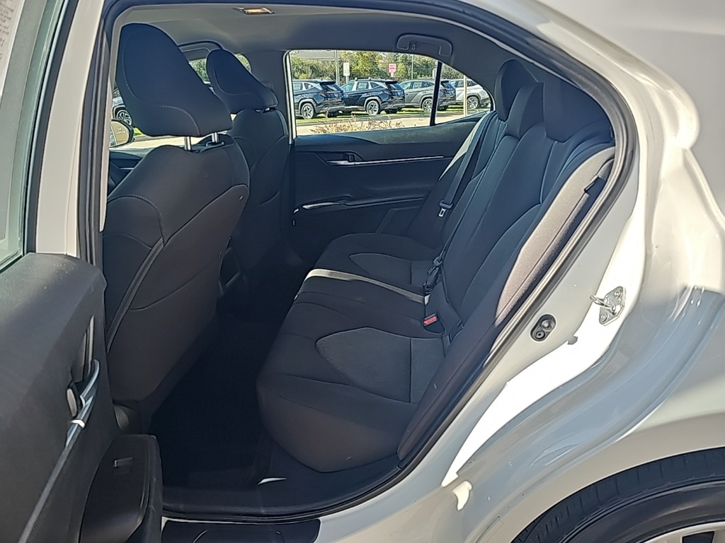 2024 Toyota Camry LE Image 17 of 36