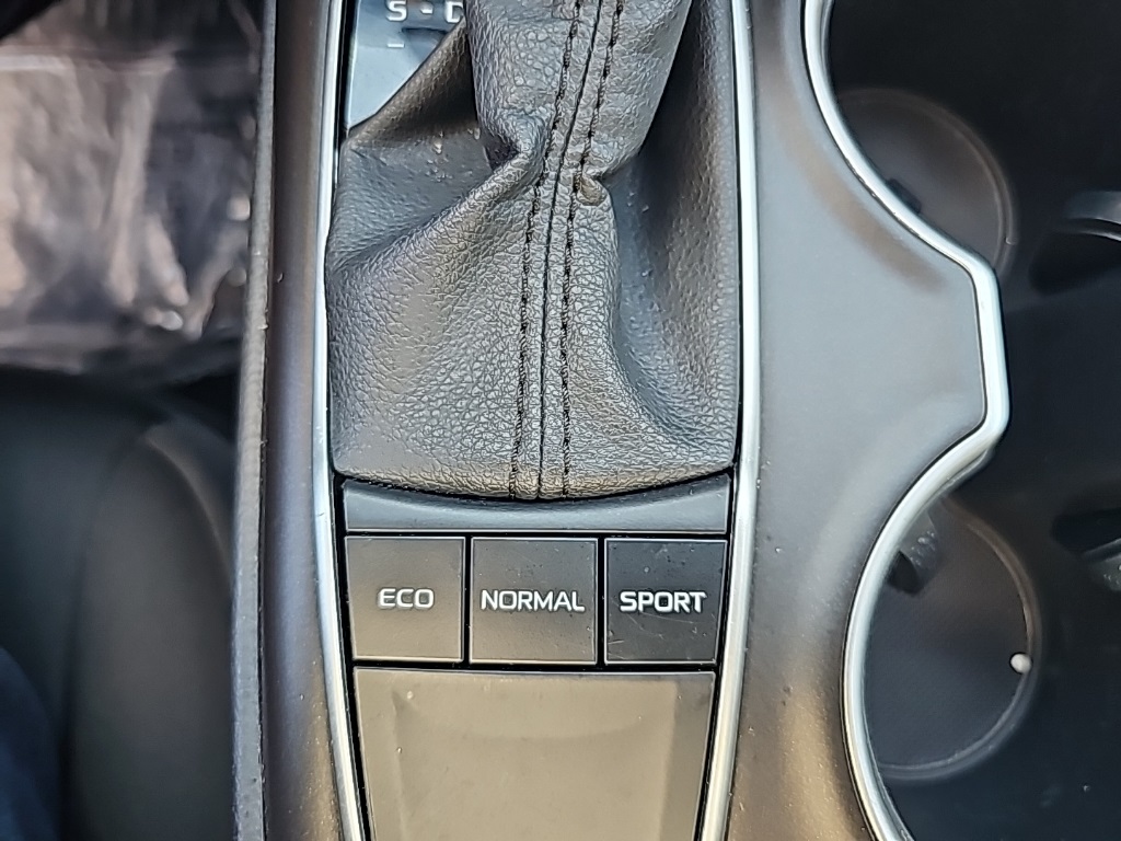 2024 Toyota Camry LE Image 29 of 36