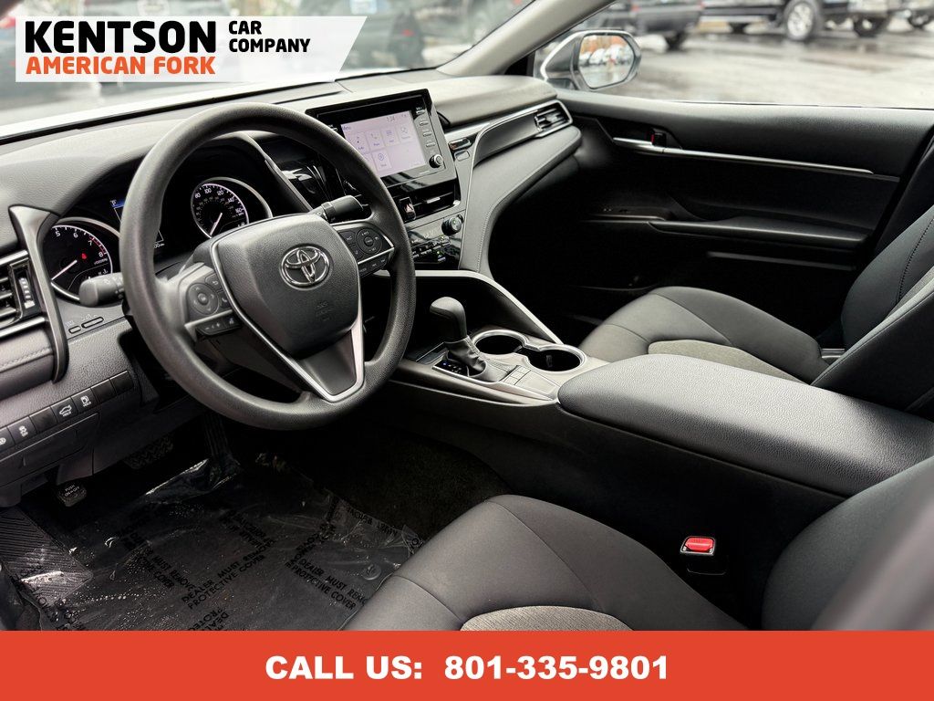 Vehicle image 34 of 41