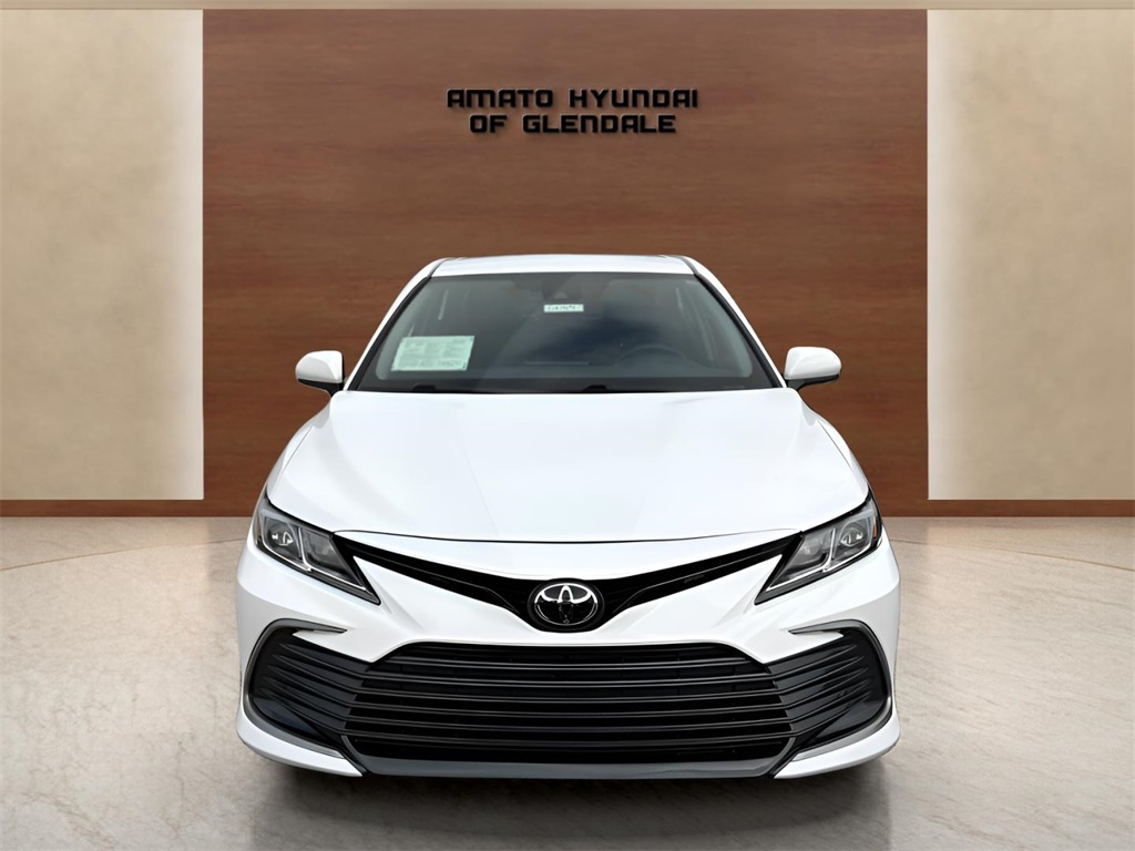2024 Toyota Camry LE Image 3 of 21