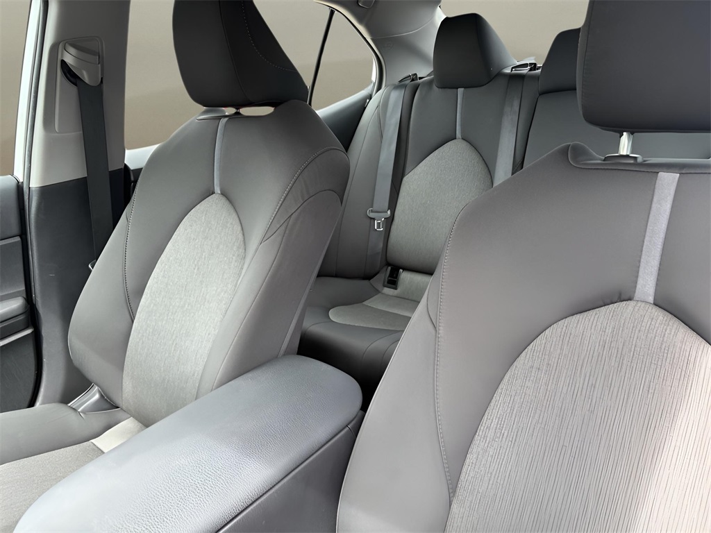 2024 Toyota Camry LE Image 9 of 21