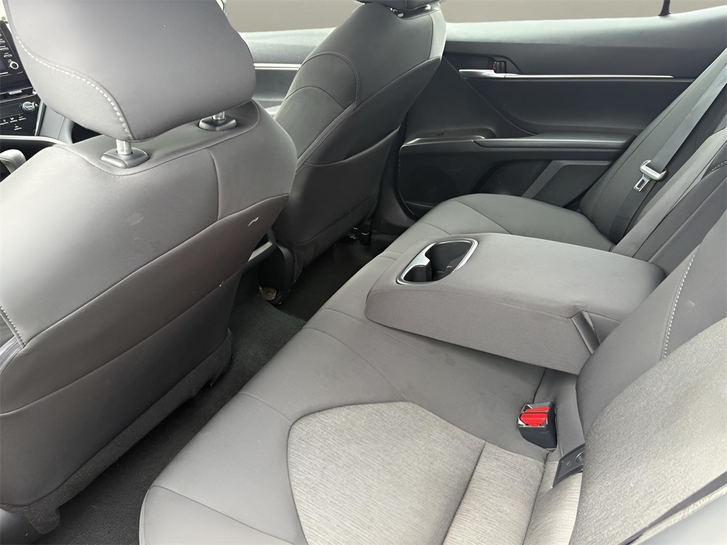 2024 Toyota Camry LE Image 10 of 21