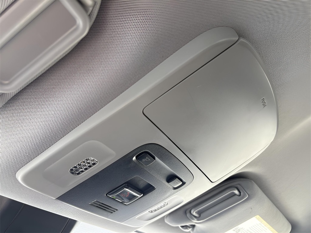 2024 Toyota Camry LE Image 19 of 21