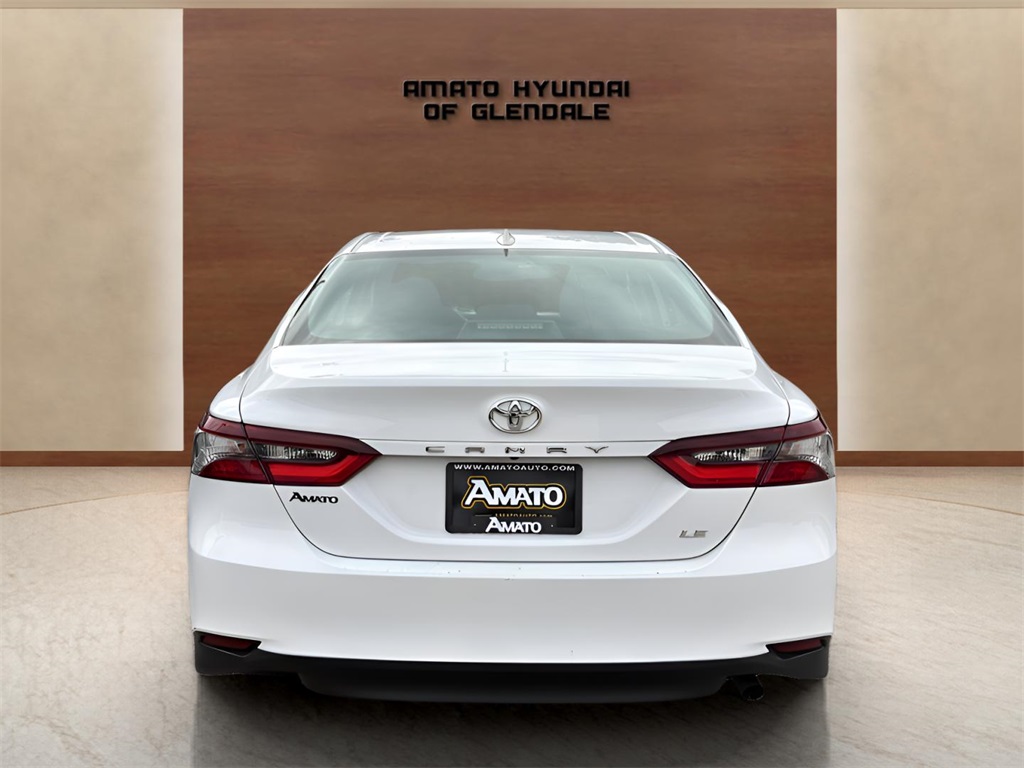 2024 Toyota Camry LE Image 6 of 21