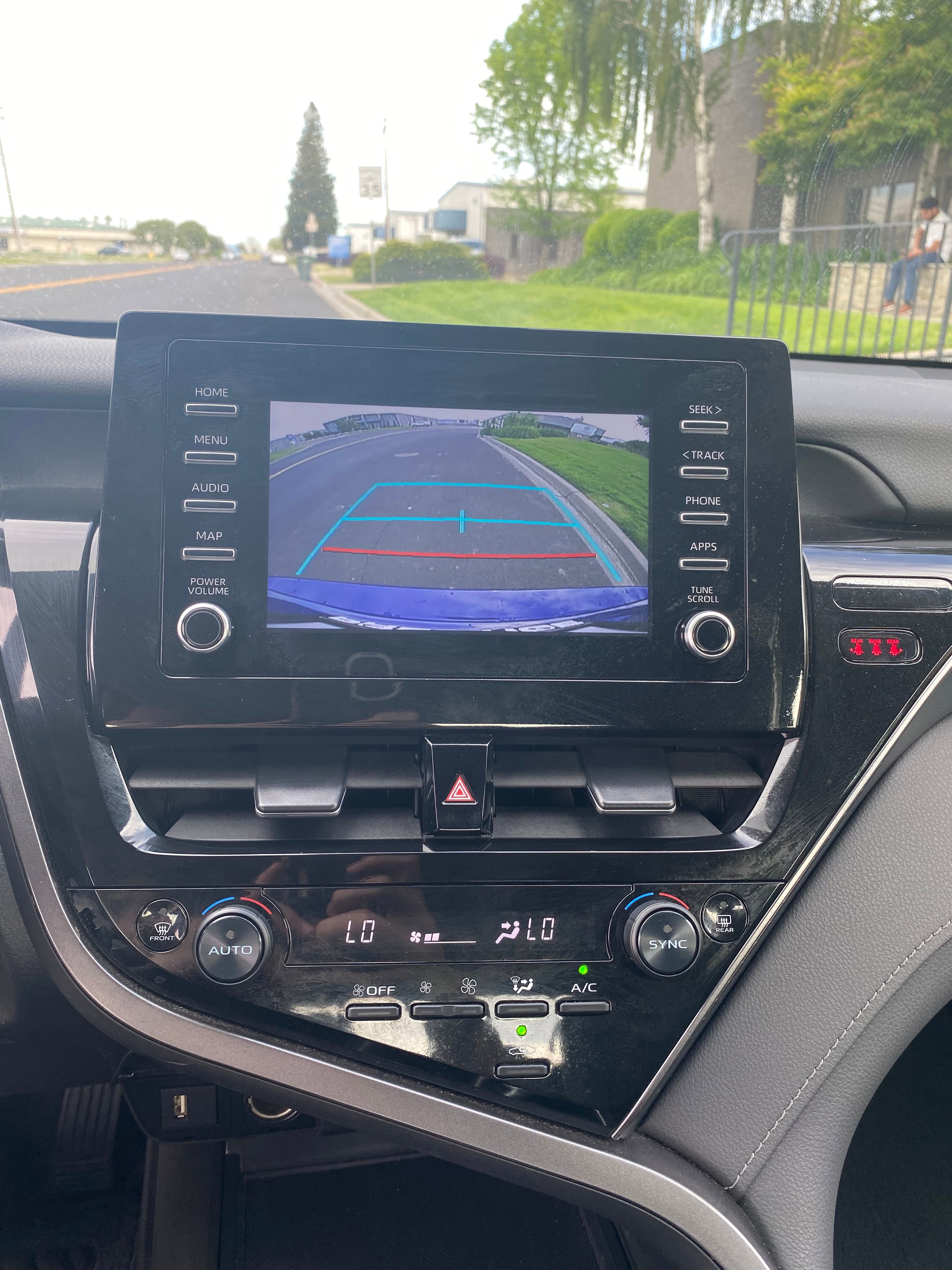 Vehicle image 23 of 24