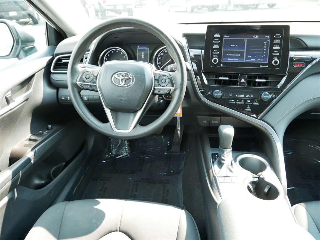 Vehicle image 13 of 28