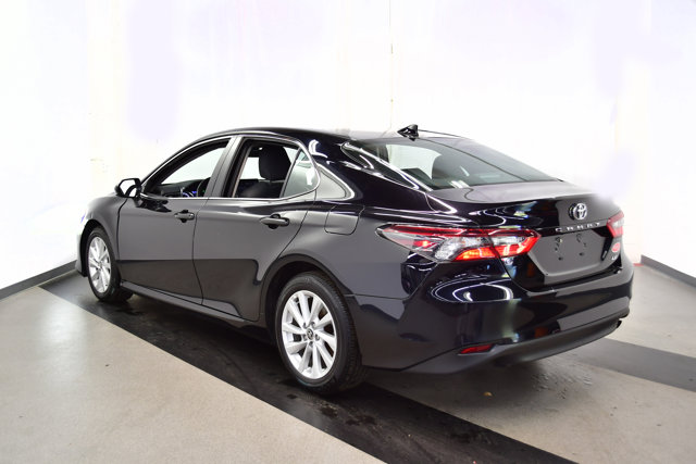 2024 Toyota Camry LE Image 7 of 31