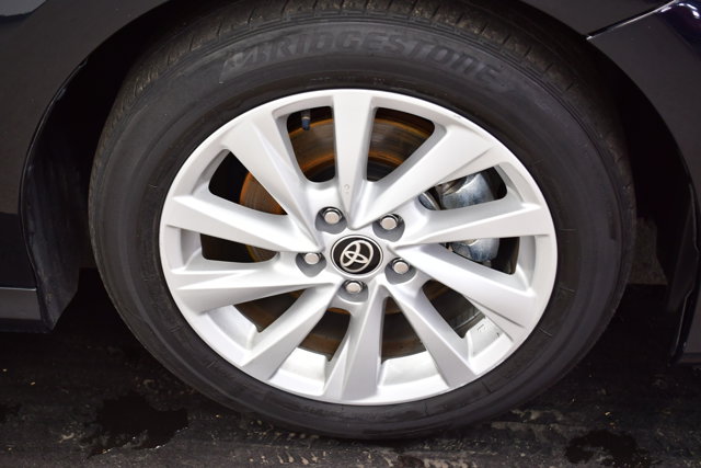 2024 Toyota Camry LE Image 10 of 31