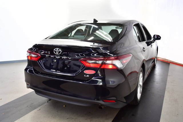 2024 Toyota Camry LE Image 5 of 31