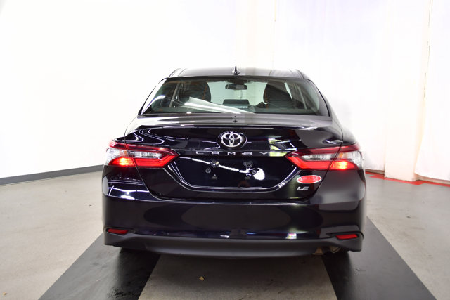 2024 Toyota Camry LE Image 6 of 31