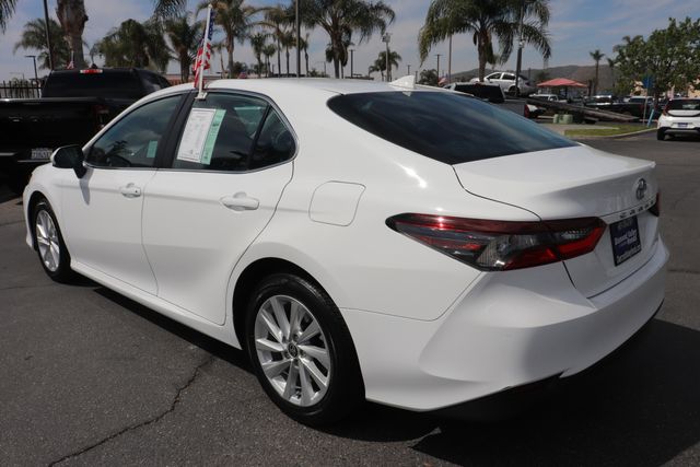 Vehicle image 5 of 24