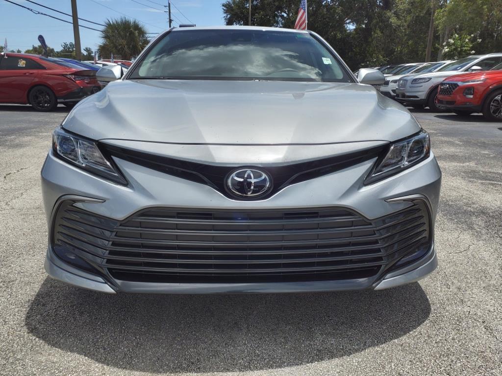 Vehicle image 2 of 34