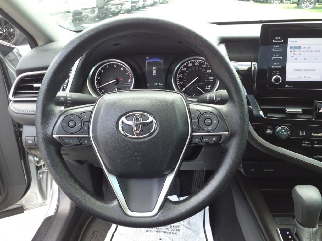 Vehicle image 23 of 34