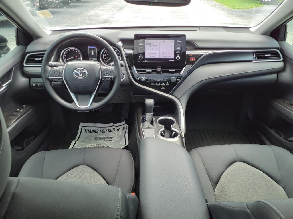 Vehicle image 16 of 34