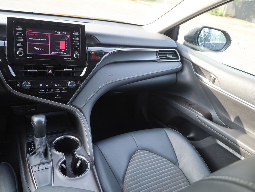 2024 Toyota Camry SE Image 36 of 37