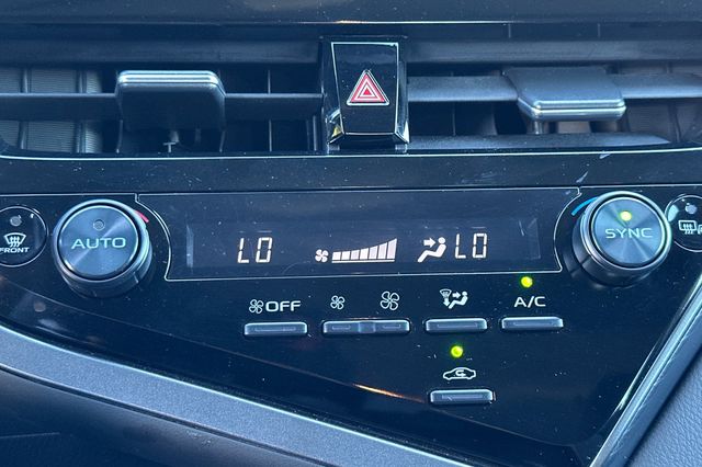 2024 Toyota Camry SE Image 25 of 31