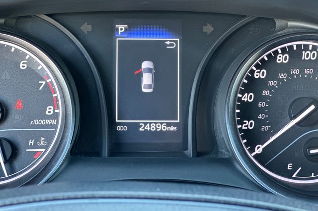 2024 Toyota Camry SE Image 18 of 31