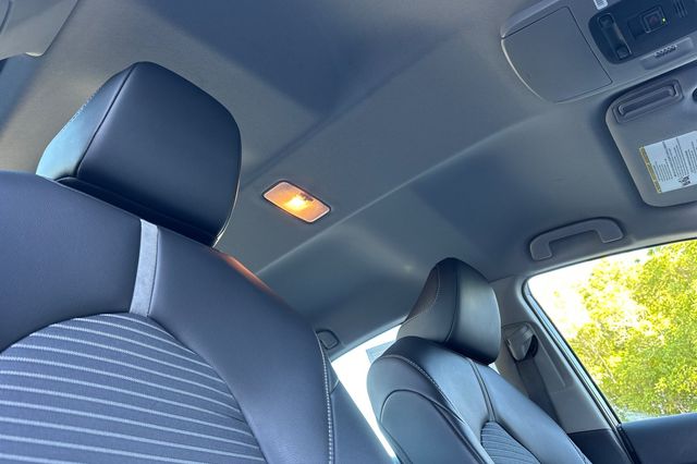 2024 Toyota Camry SE Image 12 of 31