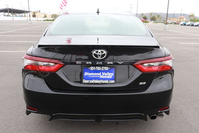 Vehicle image 4 of 24