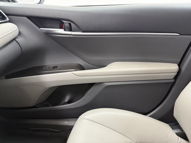 2024 Toyota Camry SE Image 26 of 41