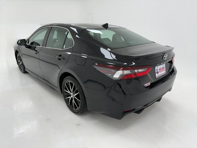 2024 Toyota Camry SE Image 10 of 41