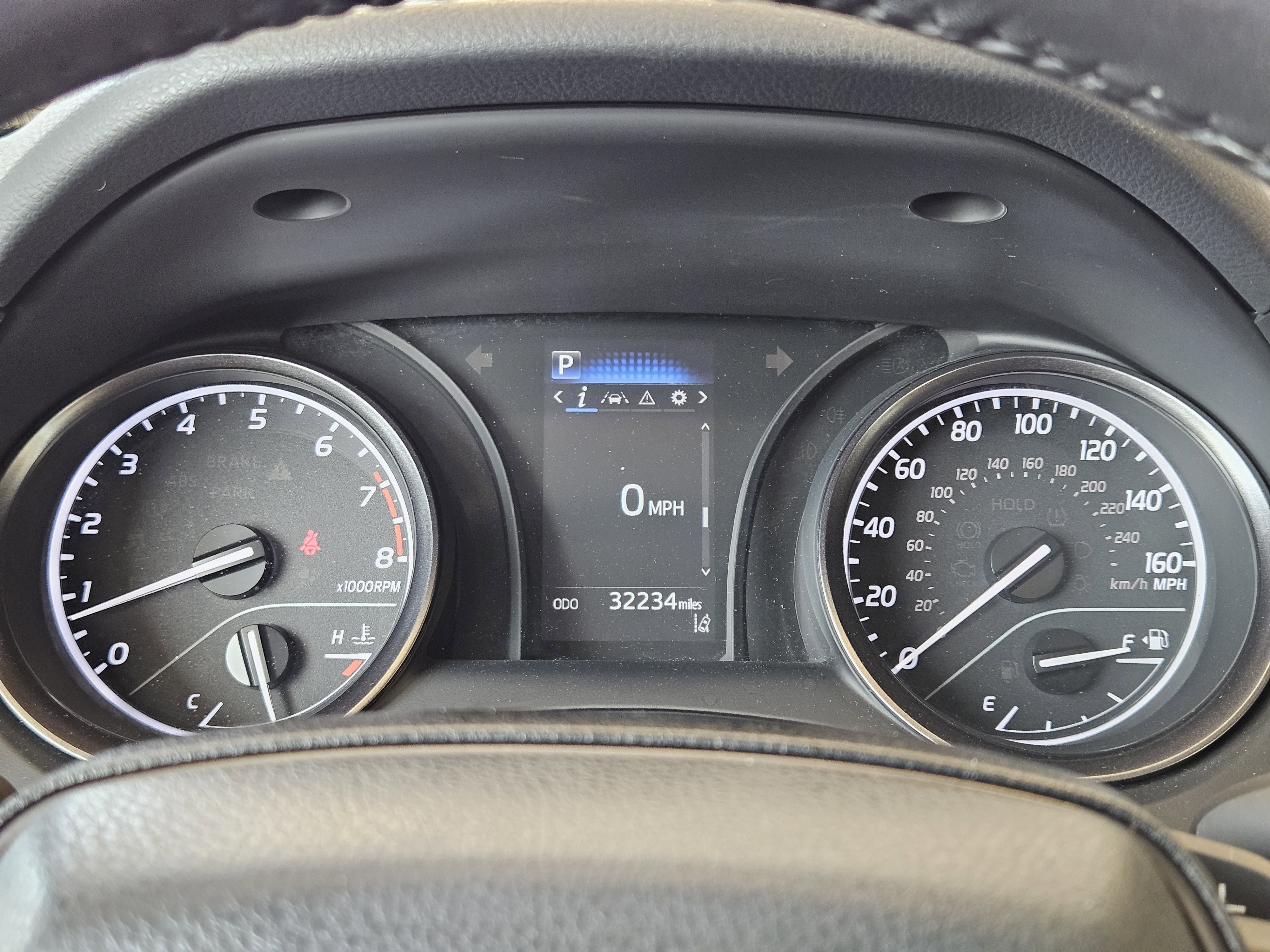 Vehicle image 11 of 22