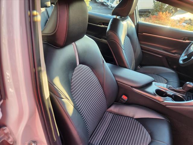 2024 Toyota Camry SE Image 14 of 36