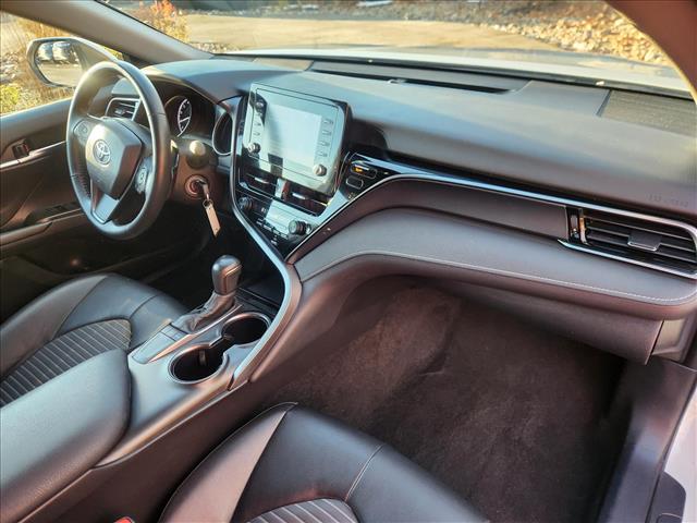 2024 Toyota Camry SE Image 20 of 36