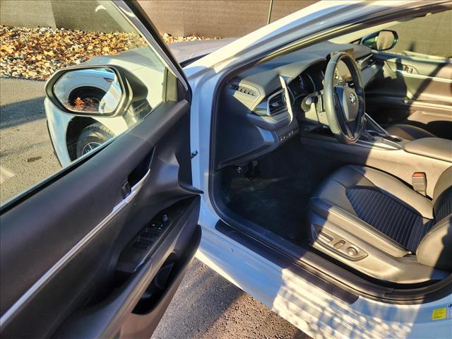 2024 Toyota Camry SE Image 21 of 36