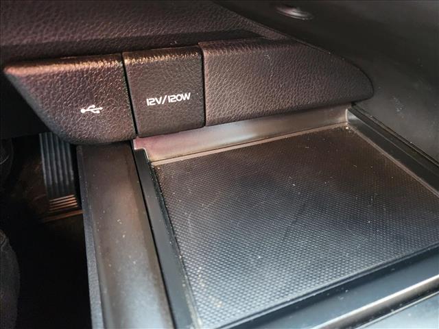 2024 Toyota Camry SE Image 34 of 36