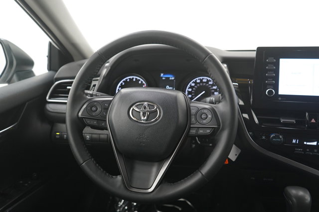 Vehicle image 13 of 27