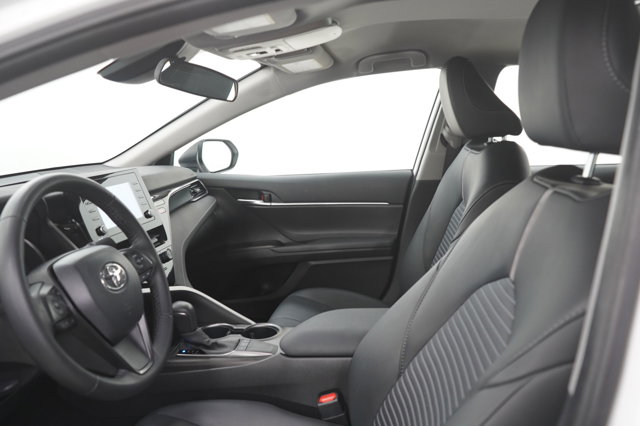Vehicle image 16 of 27
