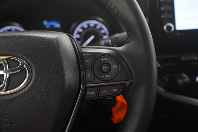 Vehicle image 21 of 27