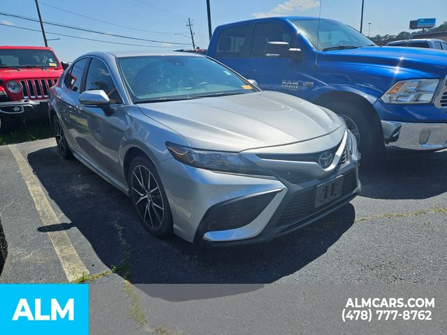 Vehicle image 5 of 25
