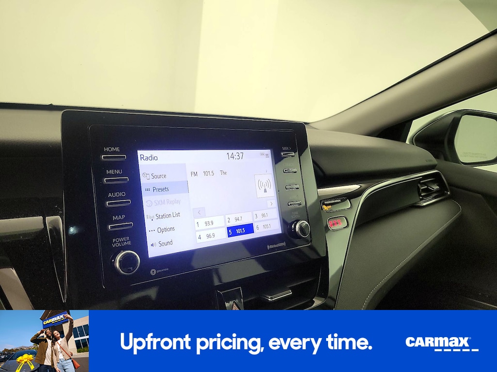 2024 Toyota Camry SE Image 18 of 25