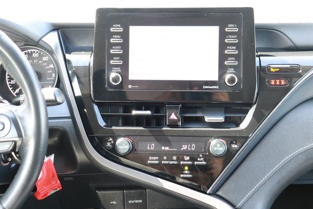 Vehicle image 14 of 26