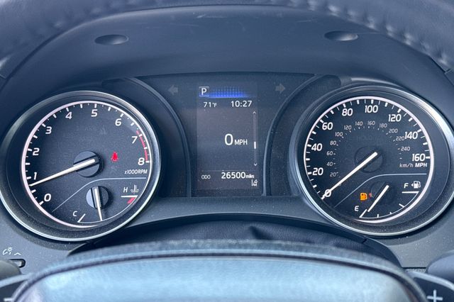 Vehicle image 28 of 34