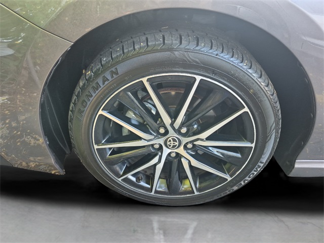 2024 Toyota Camry SE Image 9 of 27