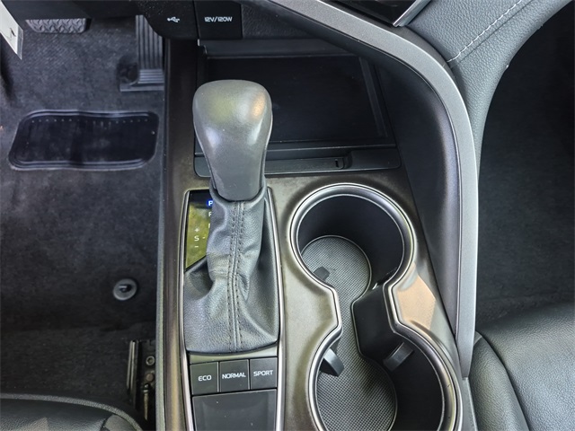 2024 Toyota Camry SE Image 20 of 27