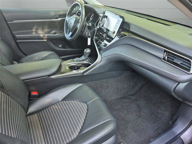 2024 Toyota Camry SE Image 23 of 27