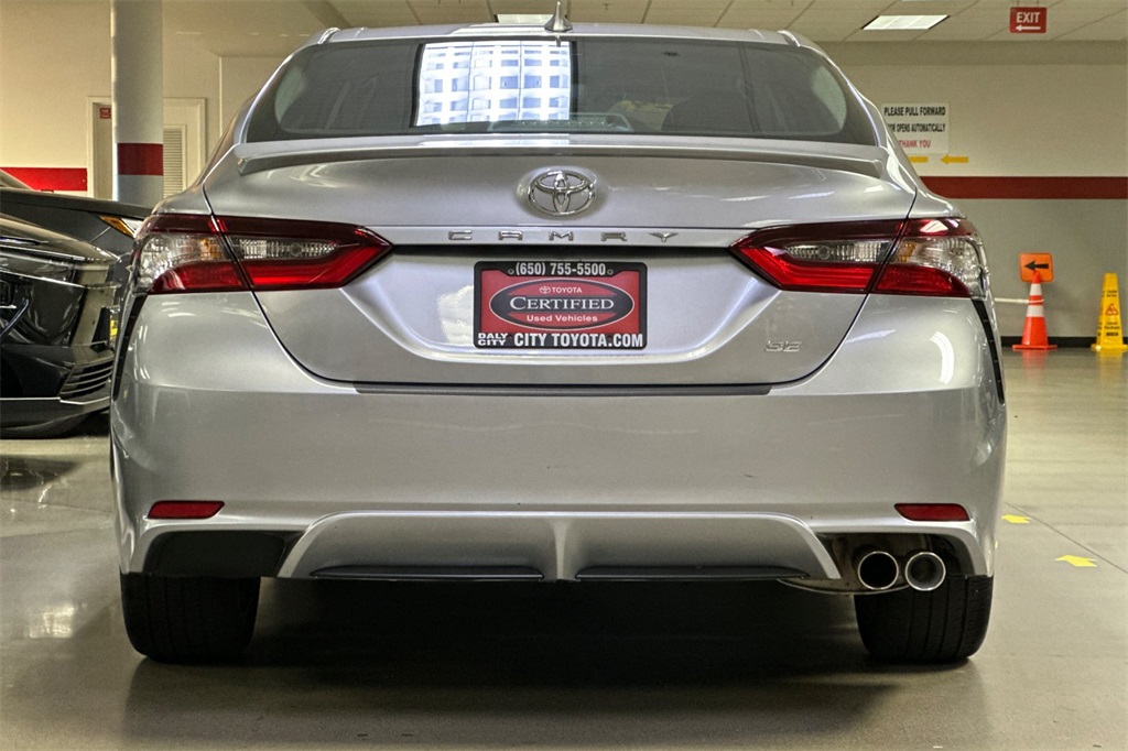 2024 Toyota Camry SE Image 7 of 27